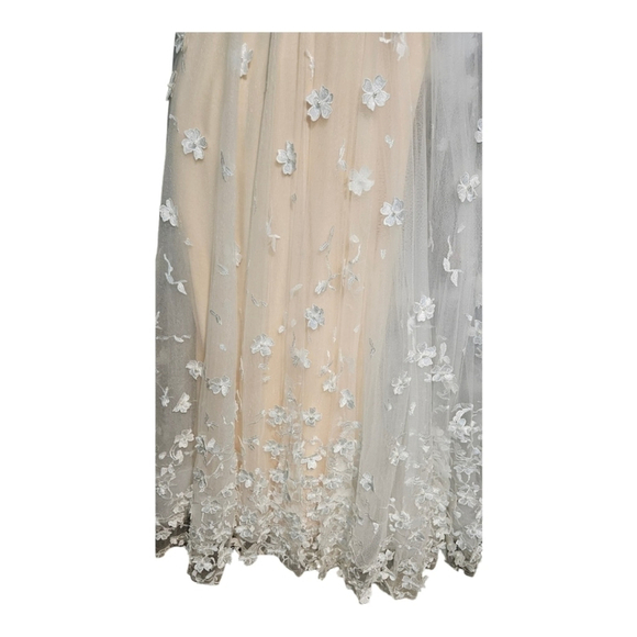 Mac Duggal Embellished Ivory and Peach Floral Appliqué Size 12 Style 22845 NWOT - Picture 13 of 16